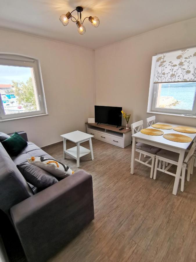 Apartment Roman Betina  Exterior foto